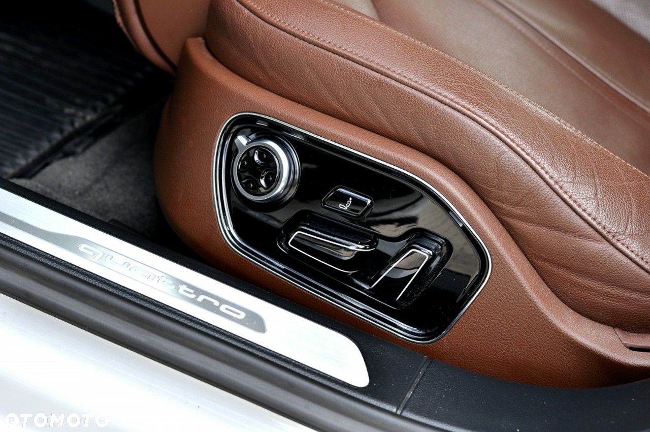 Audi A8 - 17