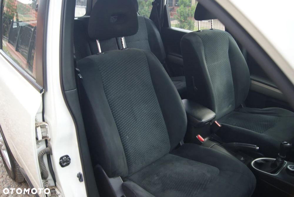 Nissan X-Trail 2.0 dCi 4x4 DPF LE - 14