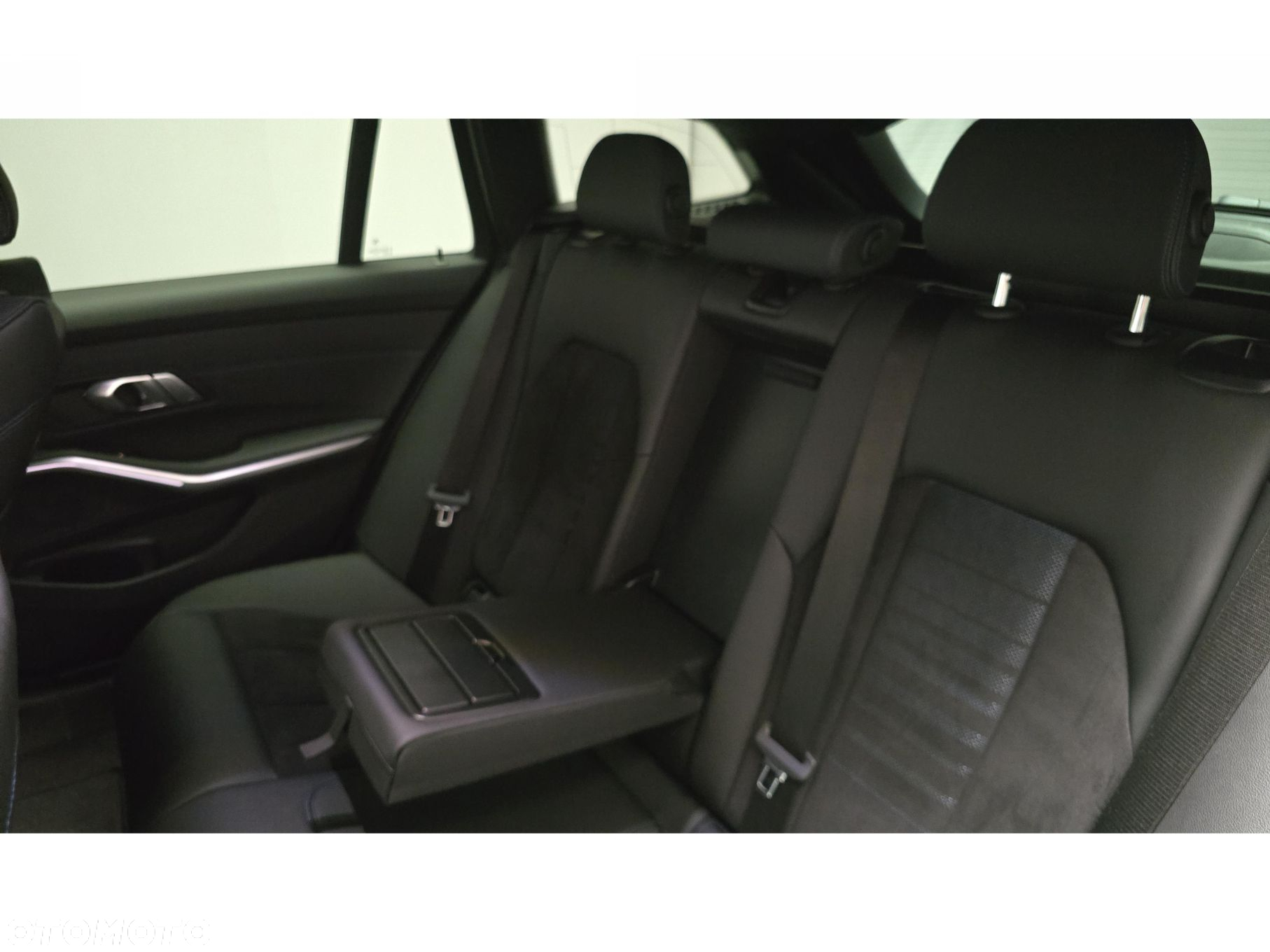 BMW Seria 3 320d M Sport sport - 23