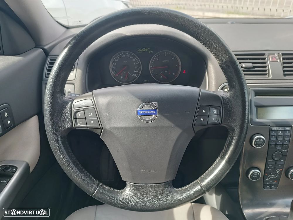 Volvo C30 1.6 D - 15