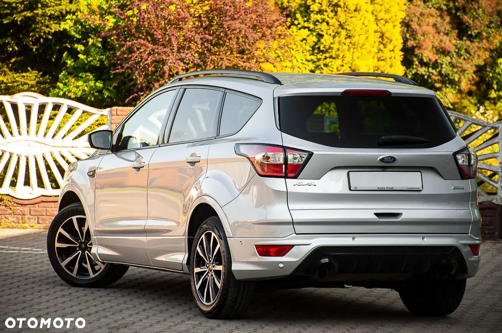 Ford Kuga 1.5 EcoBoost FWD ST-Line ASS MMT6 - 36
