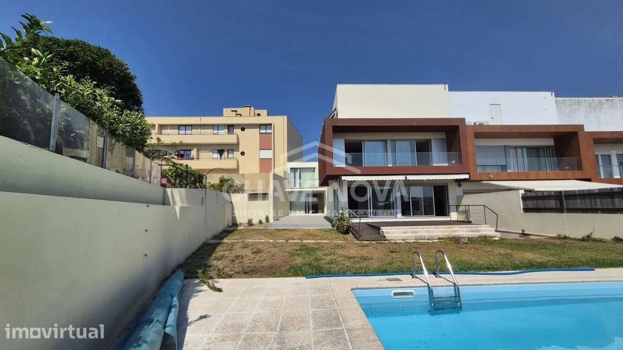 Excelente Moradia V5 com piscina em Valadares - Grande imagem: 4/37