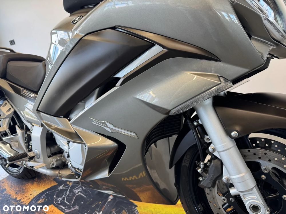 Yamaha FJR - 9