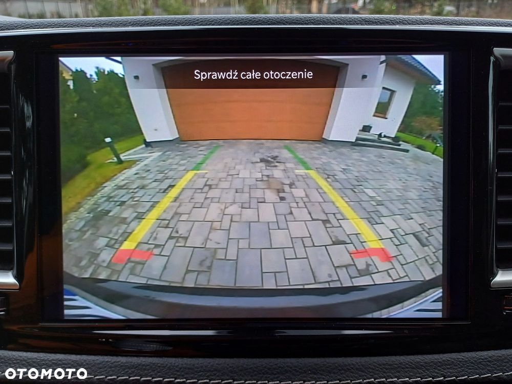 Chrysler Pacifica - 19