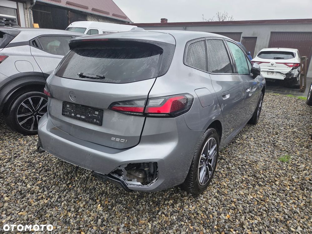 BMW Seria 2 220i - 3