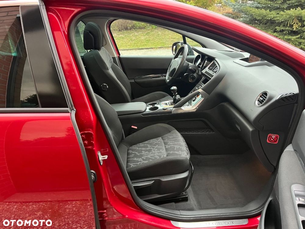 Peugeot 3008 HDi FAP 150 Family - 19