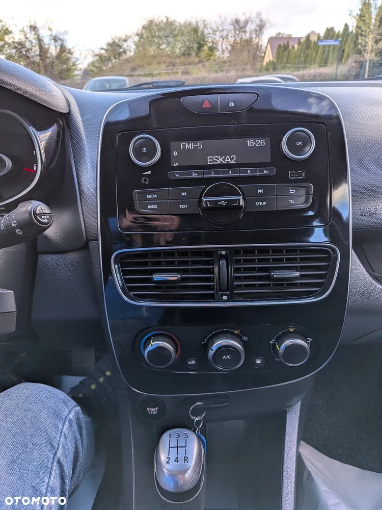 Renault Clio - 28