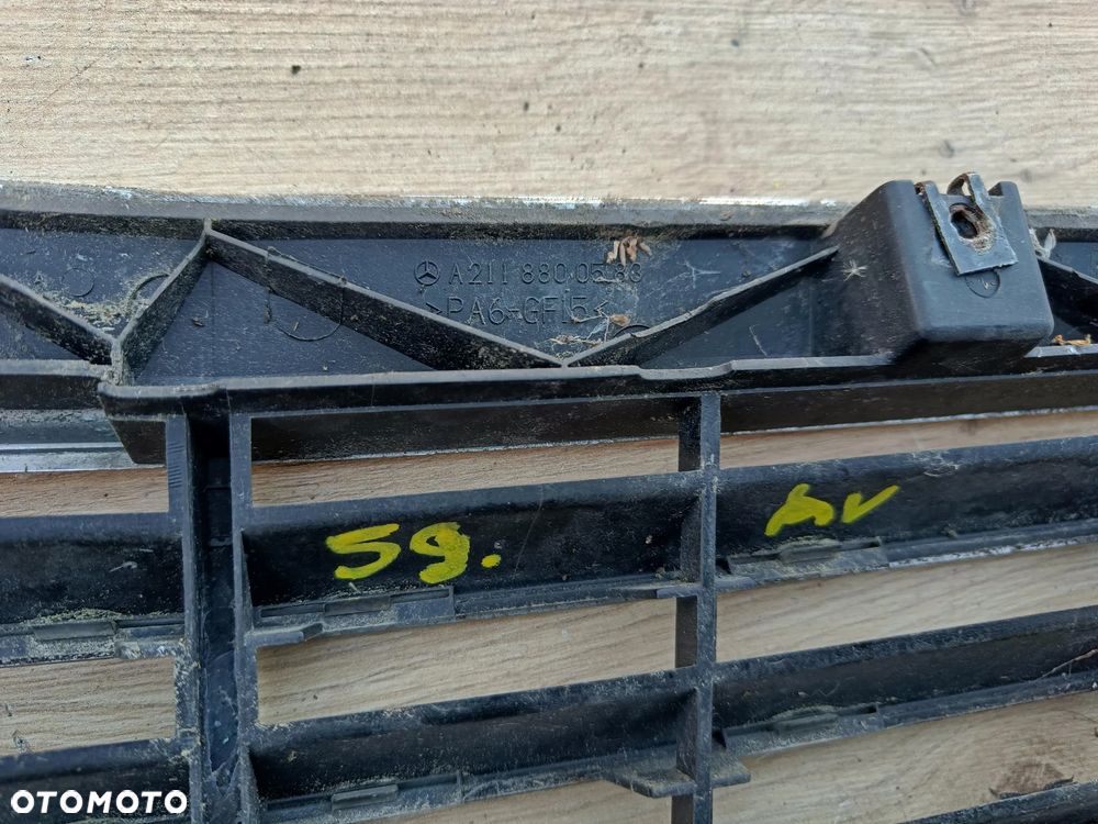 MERCEDES W211 AVANTGARDE GRIL ATRAPA PRZEDNIA GRILL - 10