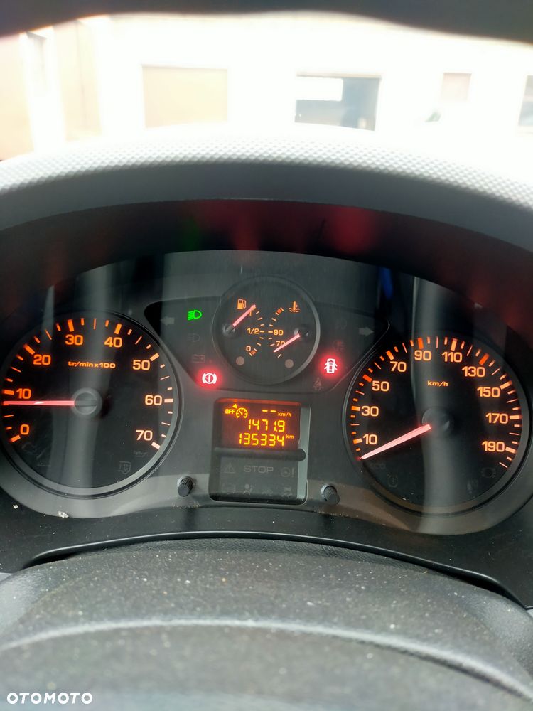 Peugeot Partner - 5