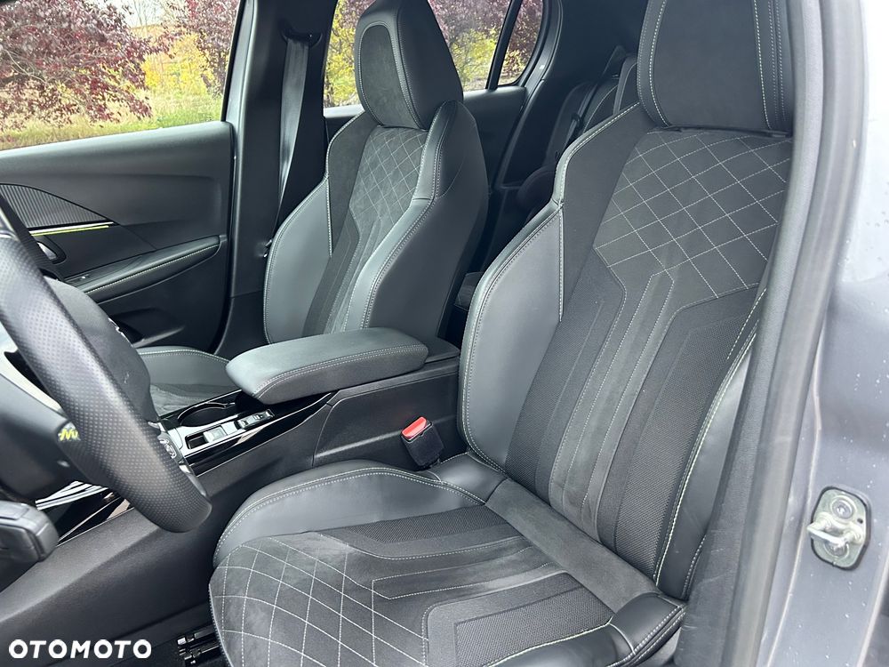 Peugeot 208 Elektromotor 136 GT - 23