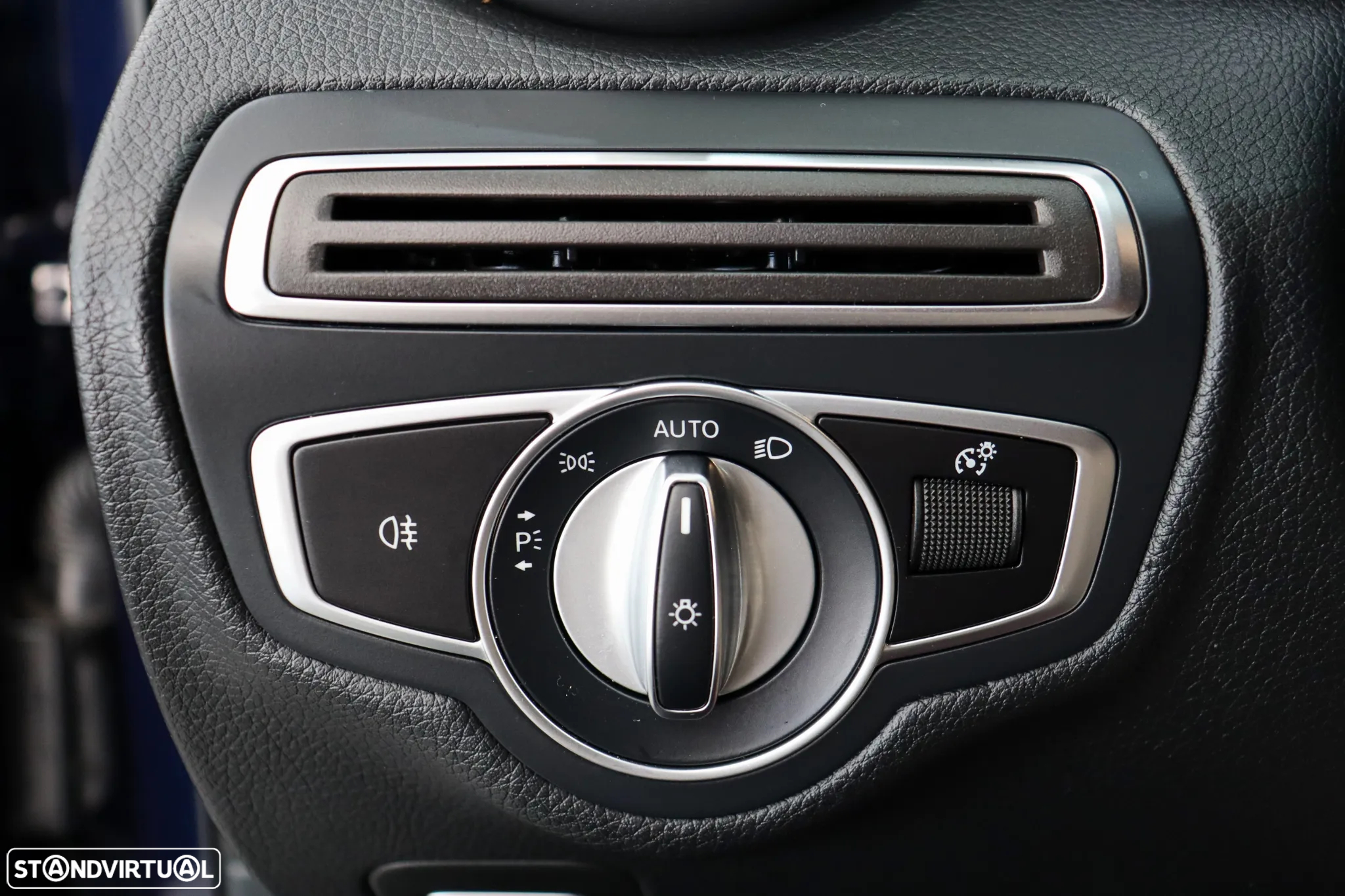 Mercedes-Benz C 220 d Avantgarde - 28