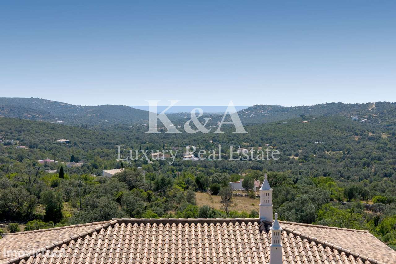 Quinta com duas casas independentes, no Algarve Central. - Grande imagem: 4/38