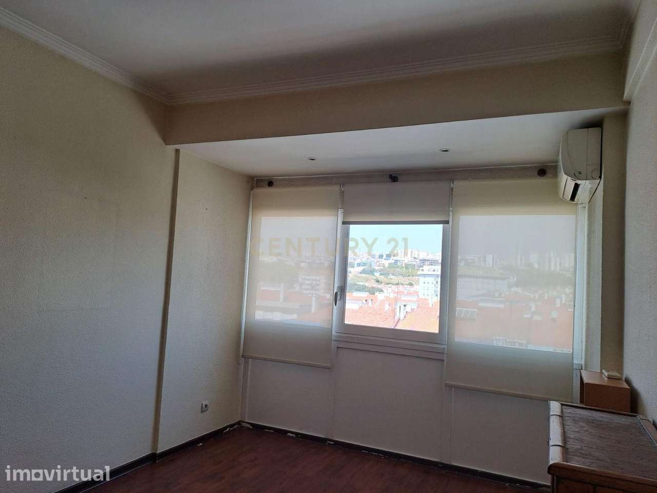 Excelente apartamento T2 na Av. principal de Odivelas - Grande imagem: 2/20