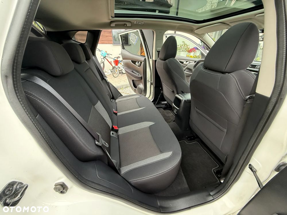 Nissan Qashqai - 23