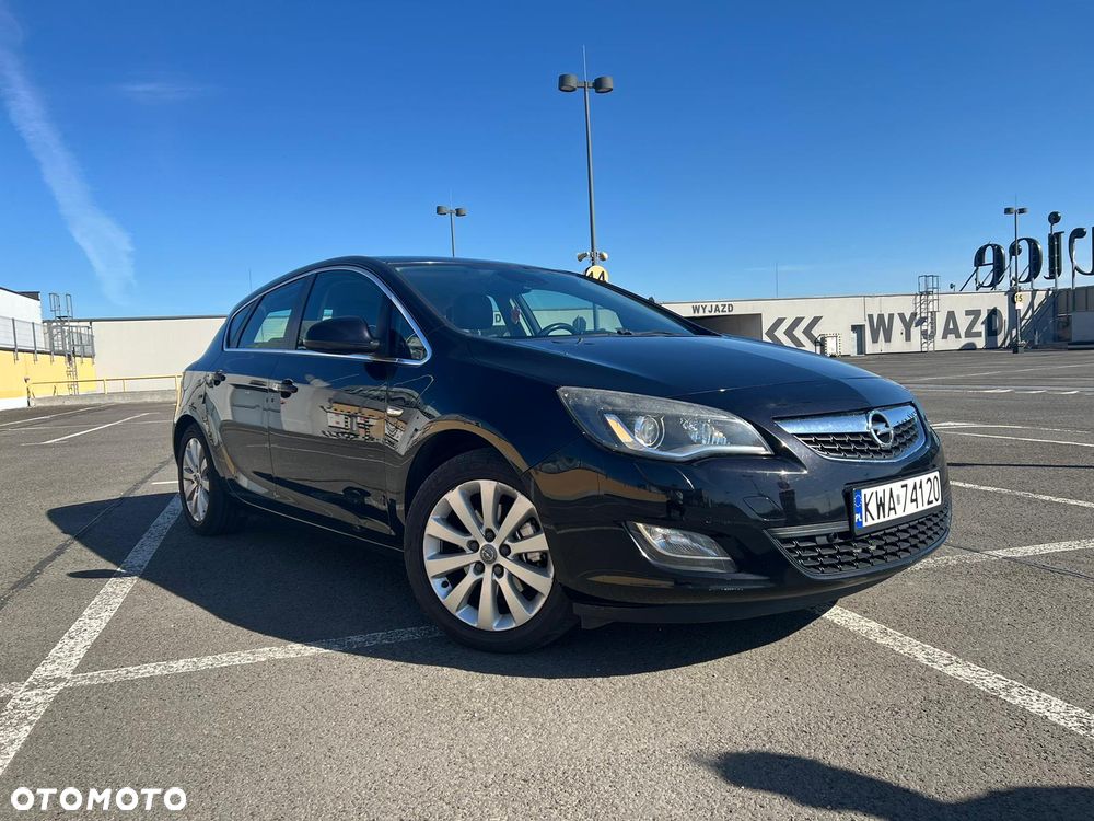 Opel Astra 1.6 T Cosmo - 2