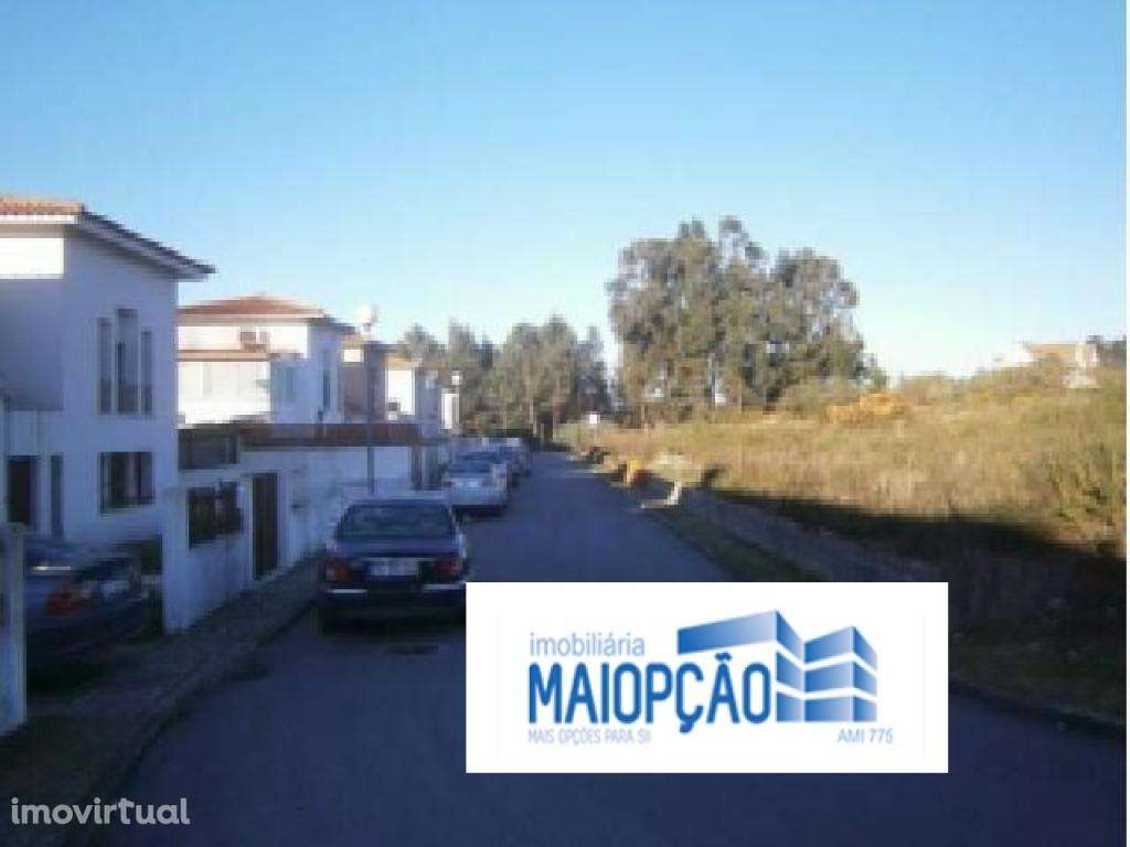 Terreno Urbano - Grande imagem: 2/2