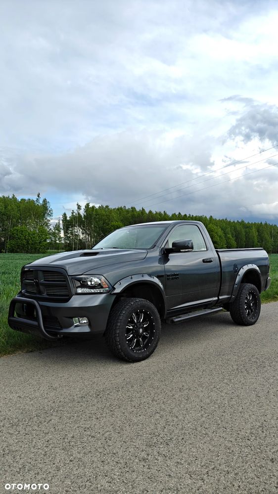 Dodge RAM 5.7 4x4 - 4