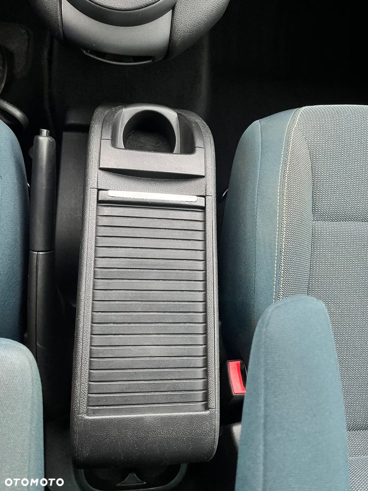 Citroën Berlingo Multispace PureTech 110 90 Jahre - 27