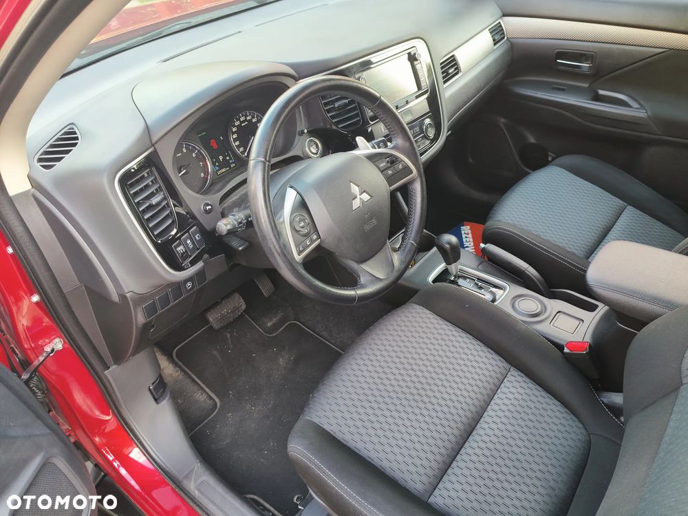 Mitsubishi Outlander 2.0 2WD CVT Diamant Edition - 13