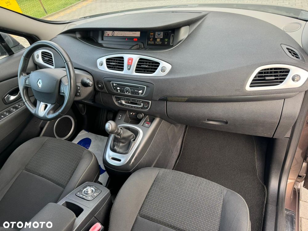 Renault Grand Scenic TCe 130 Dynamique - 25