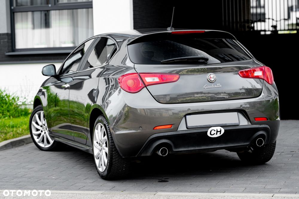 Alfa Romeo Giulietta 2.0 JTDM Distinctive - 11