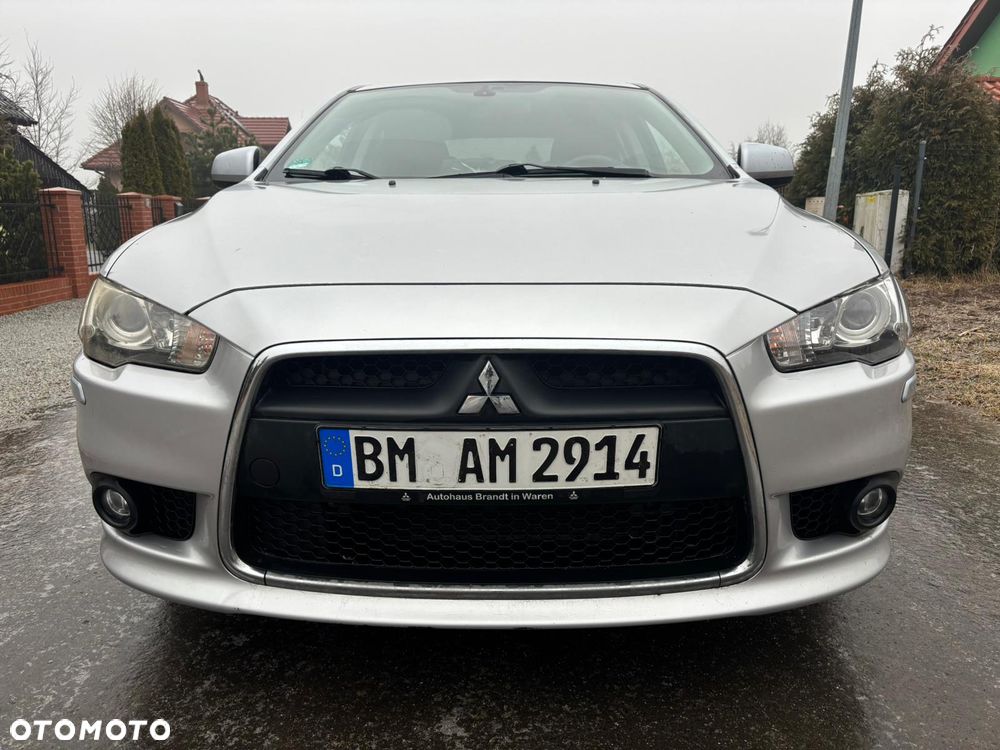Mitsubishi Lancer - 3