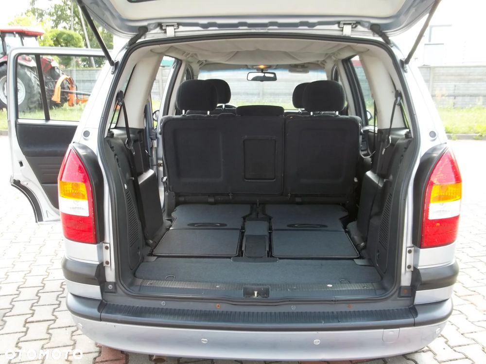 Opel Zafira 1.8 16V Elegance - 11