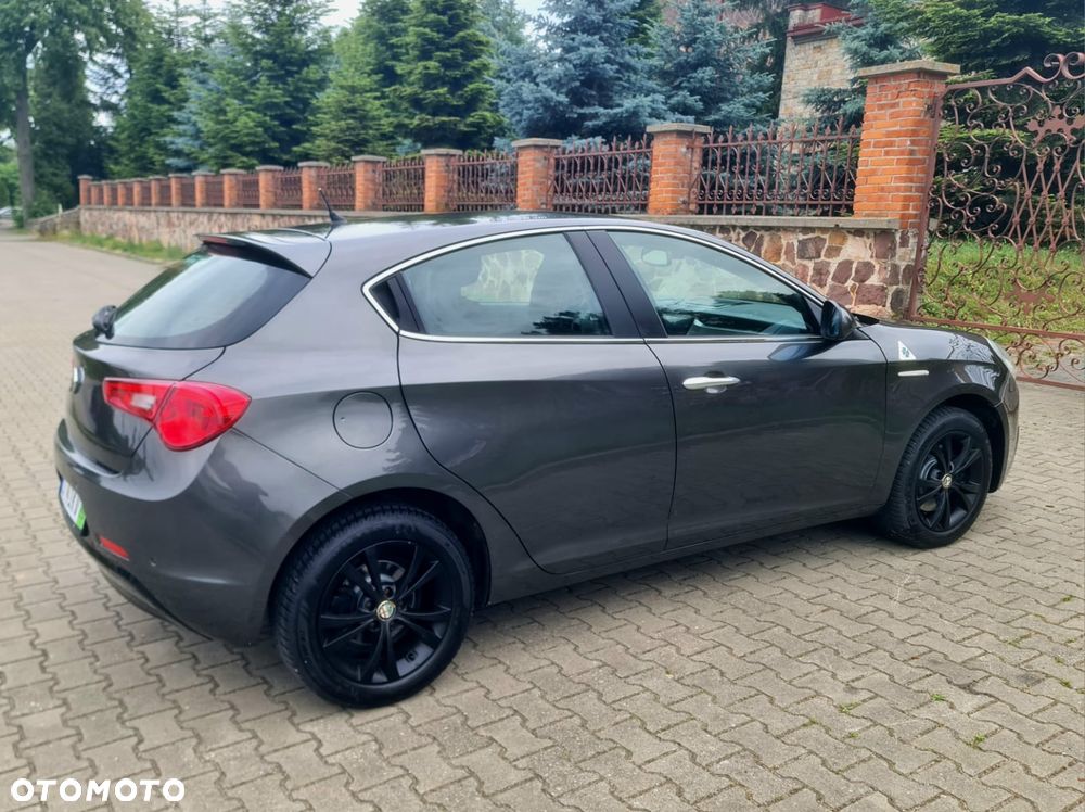 Alfa Romeo Giulietta 1.4 TB 16V Multiair Collezione - 12