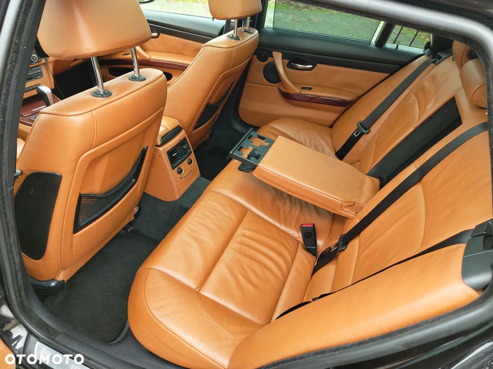 BMW Seria 3 - 18