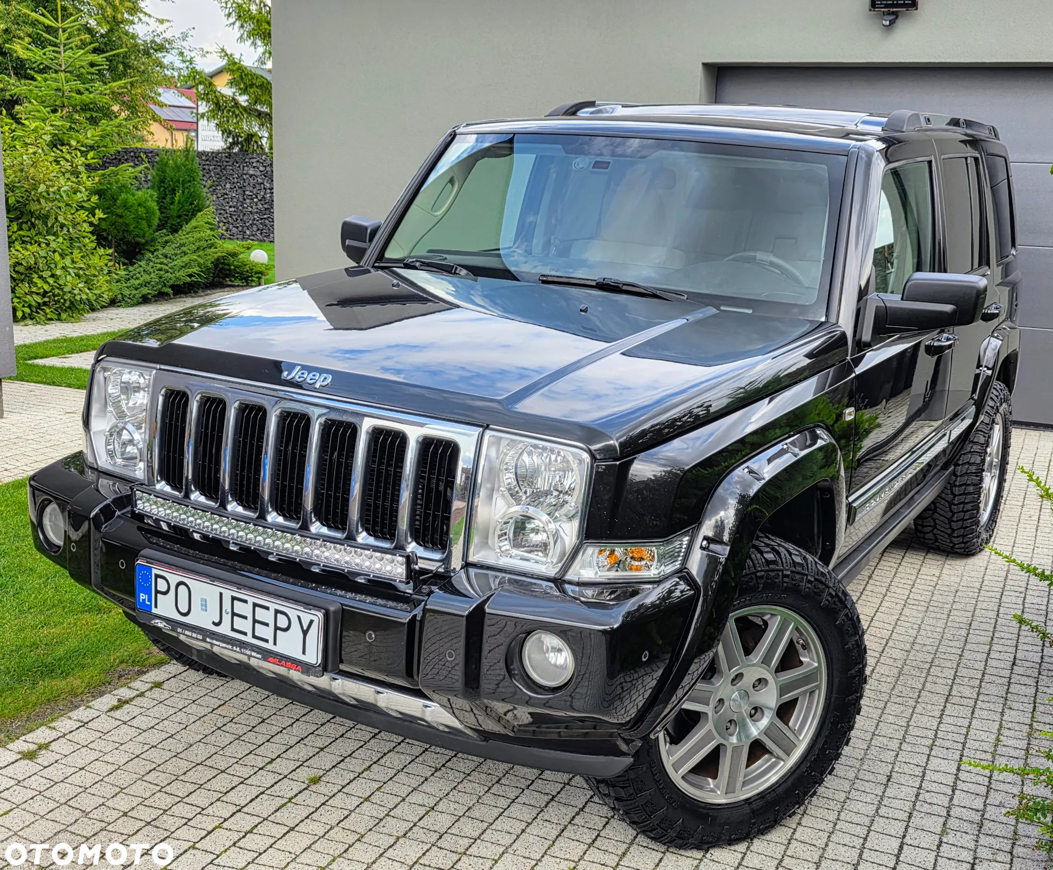 Jeep Commander 3.0 CRD Limited