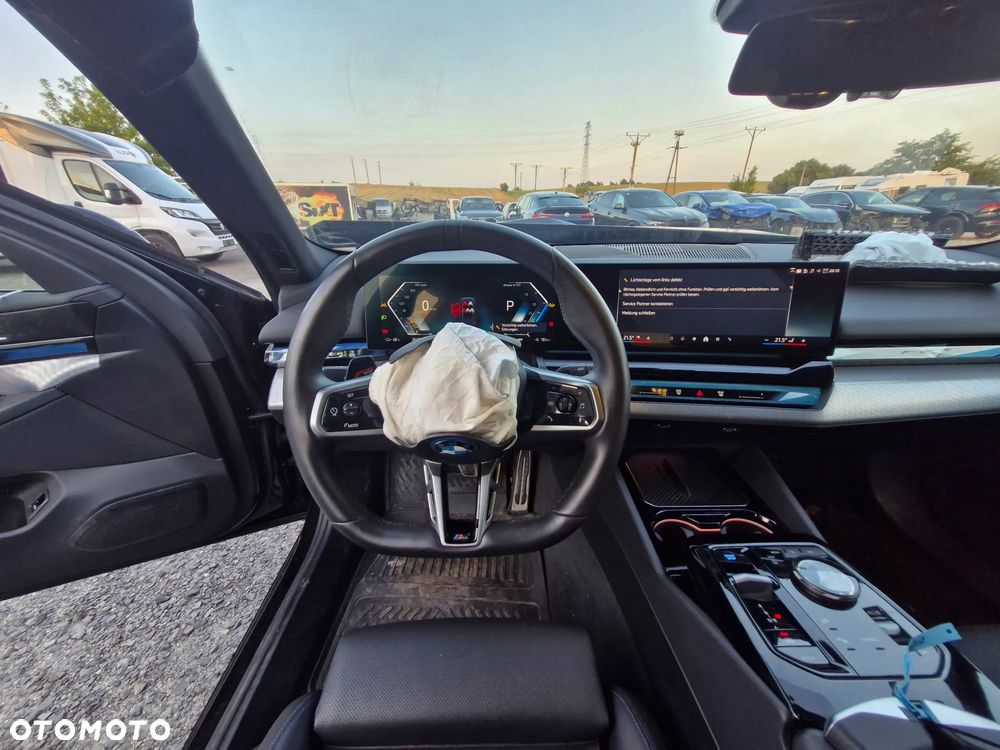 BMW i5 eDrive40 - 34