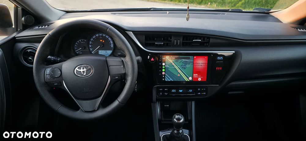 Toyota Auris 1.33 VVT-i Premium Comfort - 22