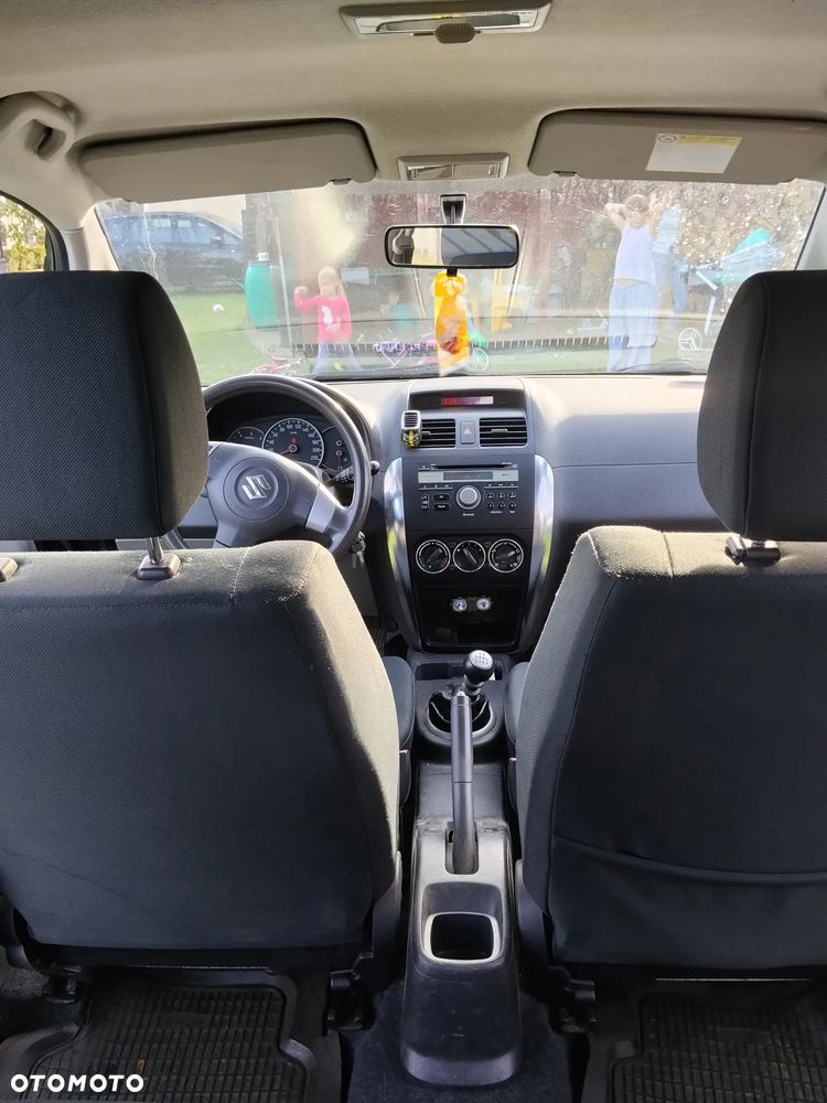 Suzuki SX4 - 7