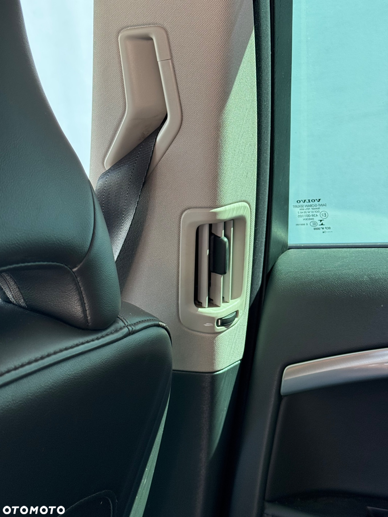 Volvo V70 D4 Geartronic Momentum - 21