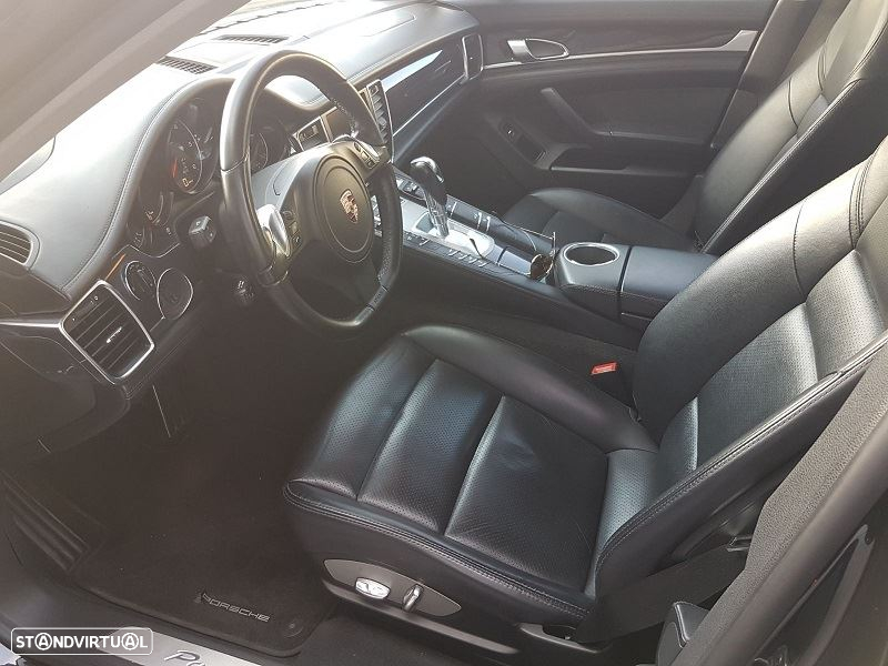 Porsche Panamera - 3