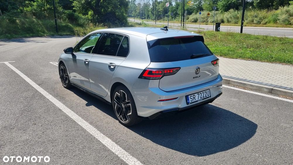 Volkswagen Golf 1.5 TSI R-Line Plus - 22