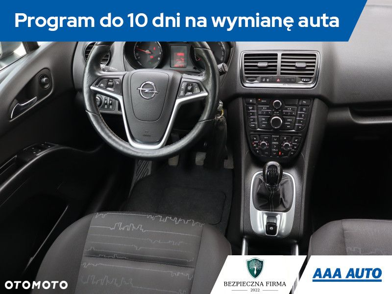 Opel Meriva - 8