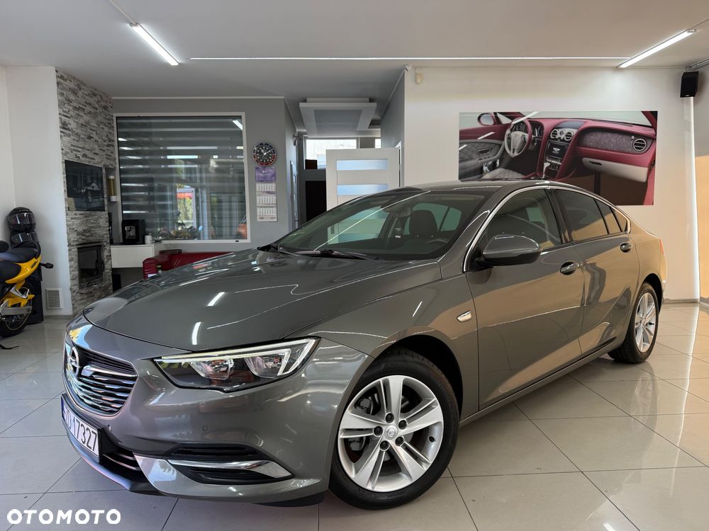 Opel Insignia 1.5 T Exclusive S&S - 29