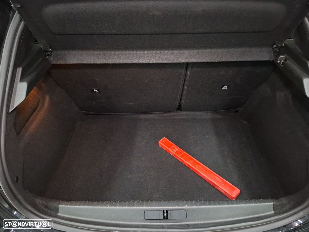 Peugeot 208 1.2 PureTech Active - 24