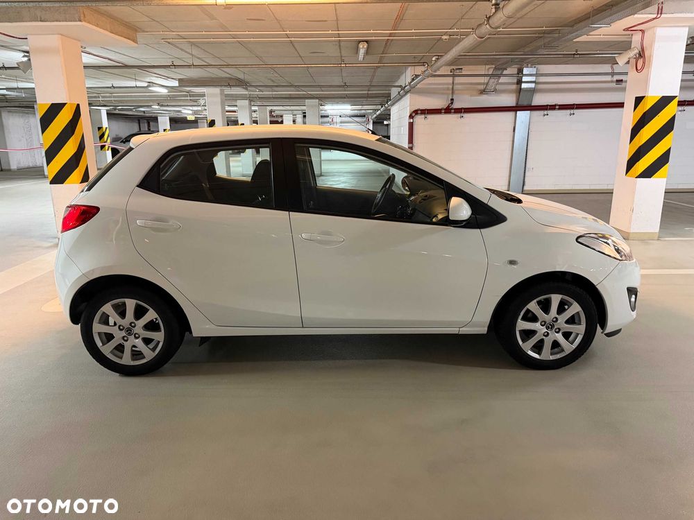 Mazda 2 - 9