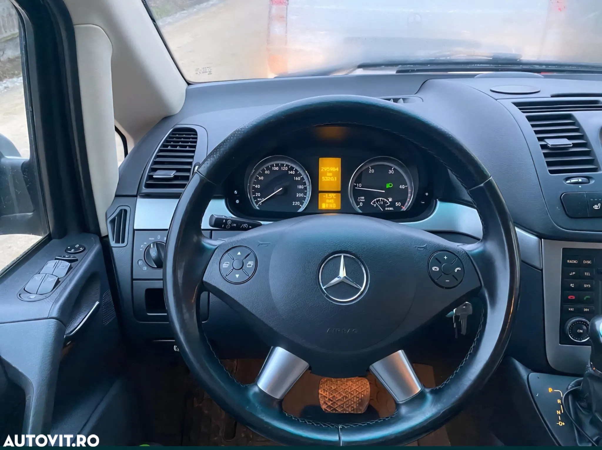 Mercedes-Benz Viano 2.2 CDI DPF extralang 4Matic Automatik Ambiente Edition - 7