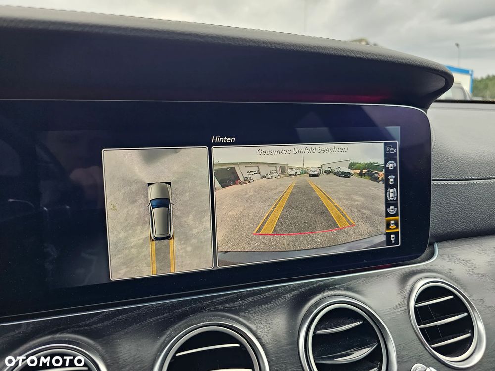 Mercedes-Benz Klasa E 220 d 4Matic 9G-TRONIC AMG Line - 33