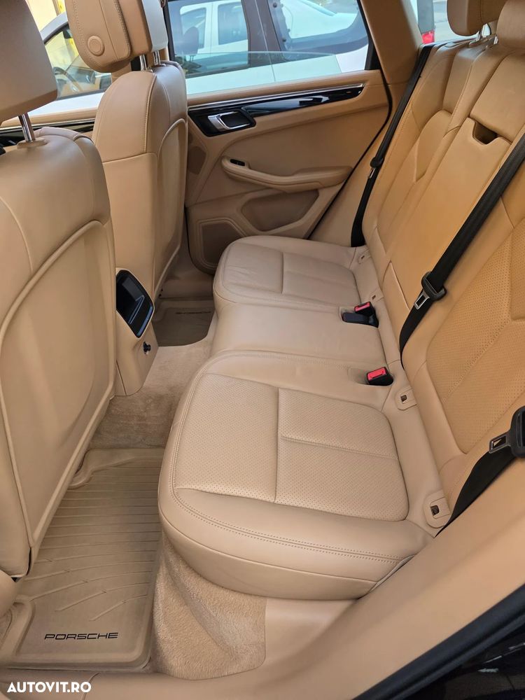 Porsche Macan - 9
