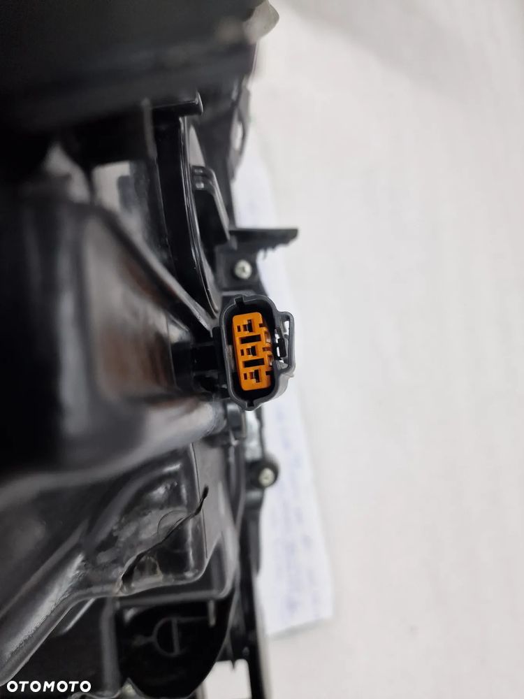 MAZDA 6 GJ LIFT 15- PRAWA LED LAMPA PRZEDNIA PRZÓD , NR AUKCJI LA283 - 24