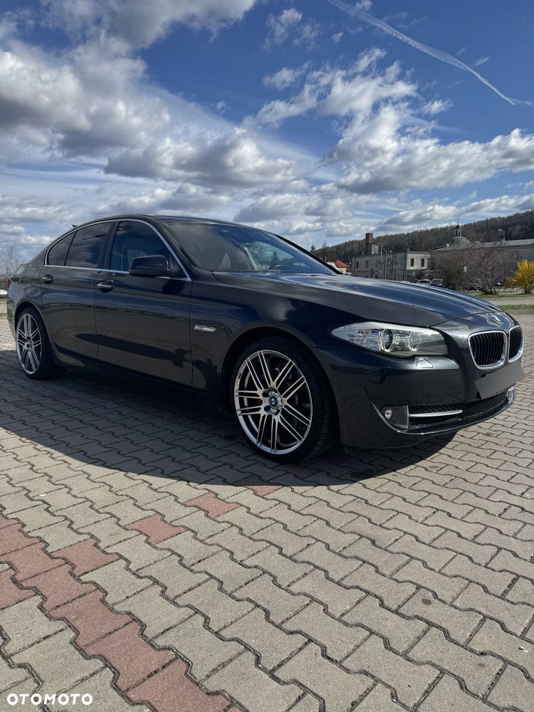 BMW Seria 5 525d xDrive - 1