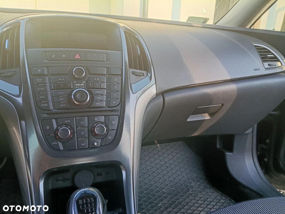 Opel Astra 1.4 T Cosmo - 9