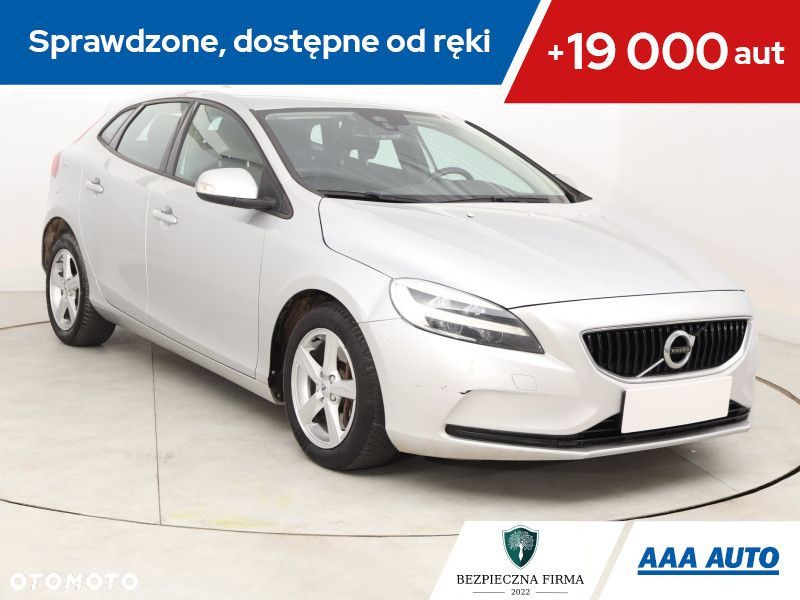 Volvo V40 - 2