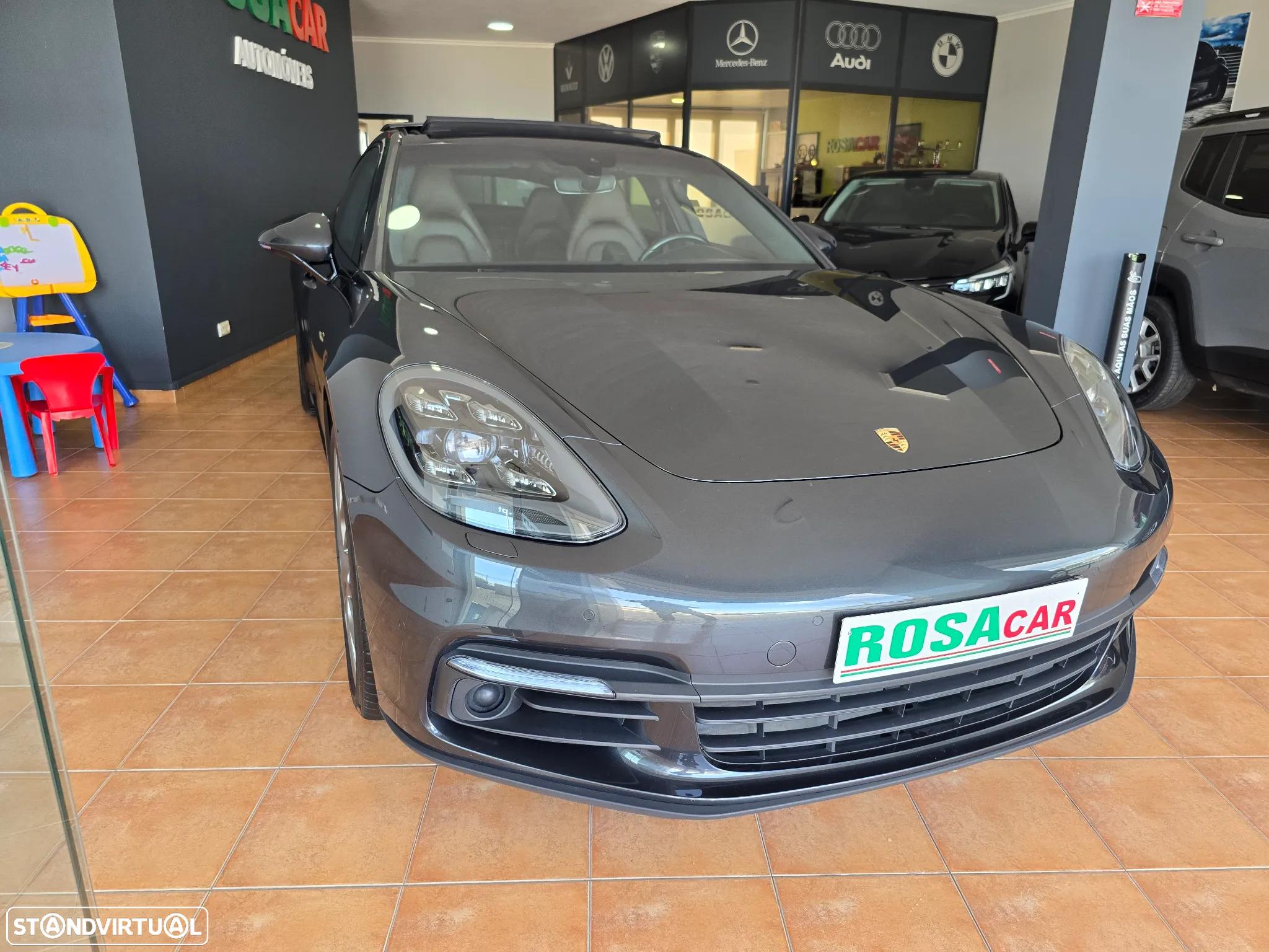 Porsche Panamera 4 E-Hybrid Executive - 55