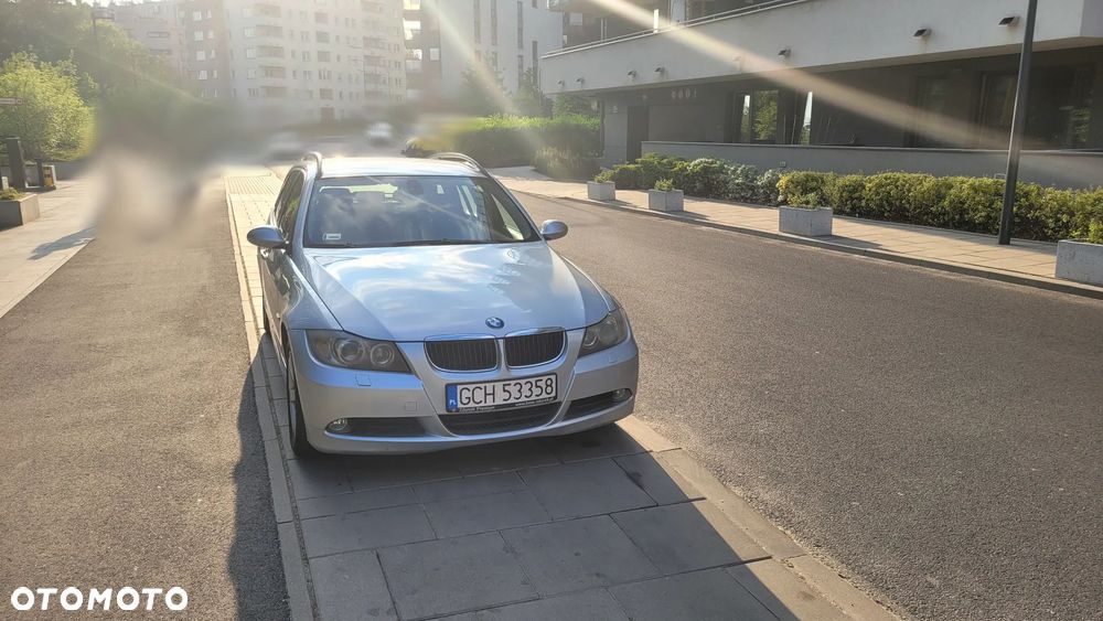 BMW Seria 3 320d DPF - 11