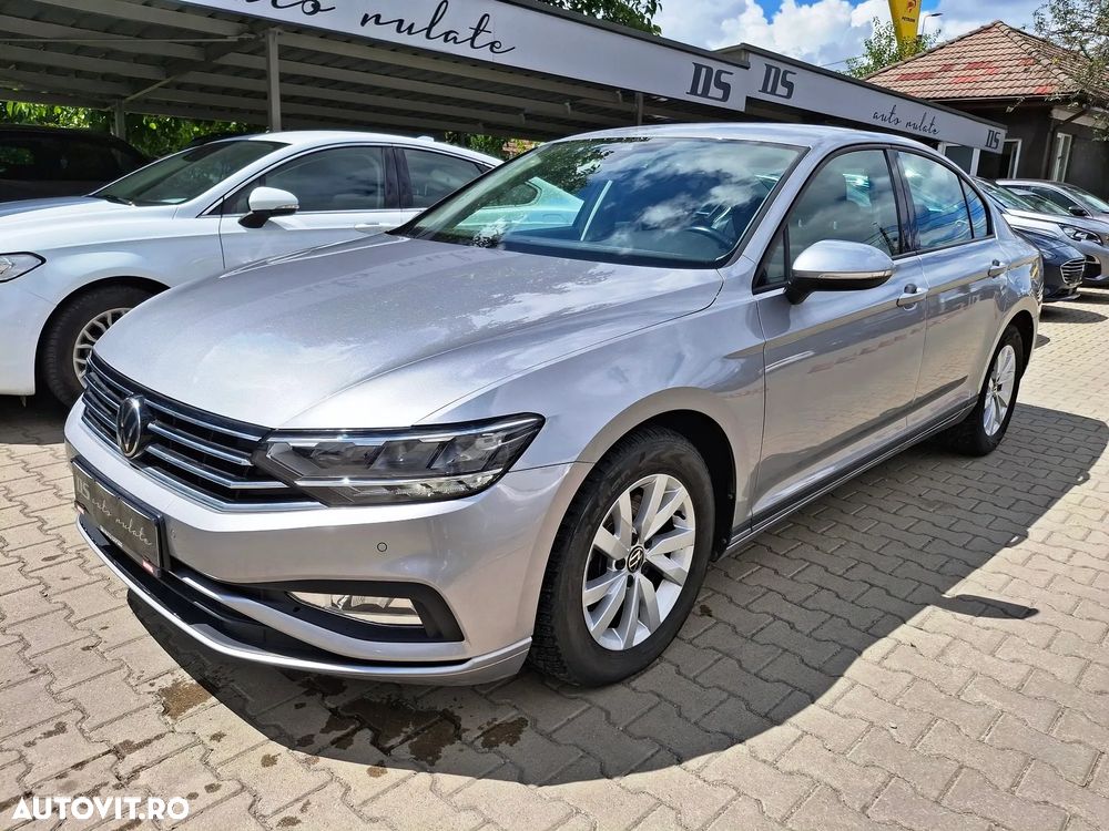 Volkswagen Passat 2.0 TDI DSG Advance - 1